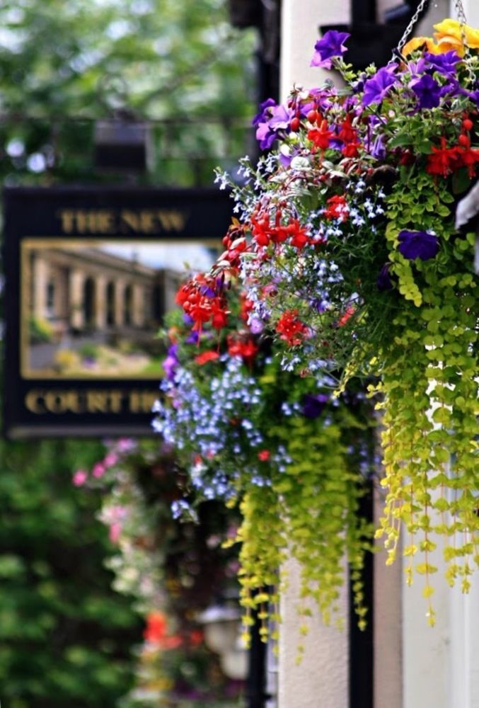 The New Court Inn アースク エクステリア 写真