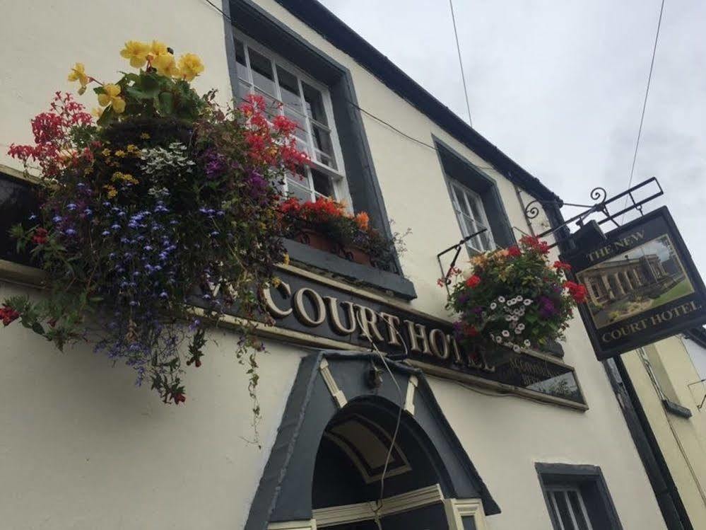 The New Court Inn アースク エクステリア 写真
